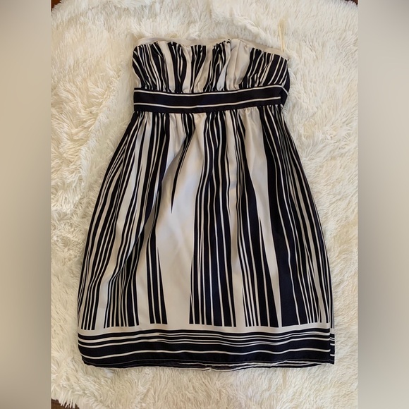 Corey Lynn Calter - Off The Shoulder Dress - Picture 1 of 5